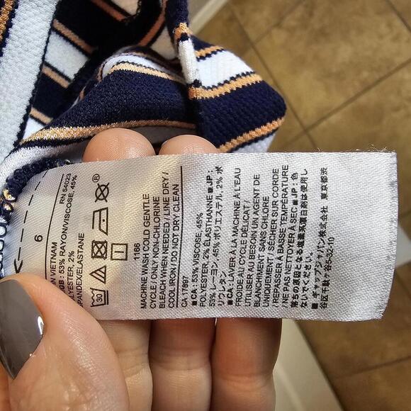 Banana Republic Black and White Striped Dress - Picture 6 of 6